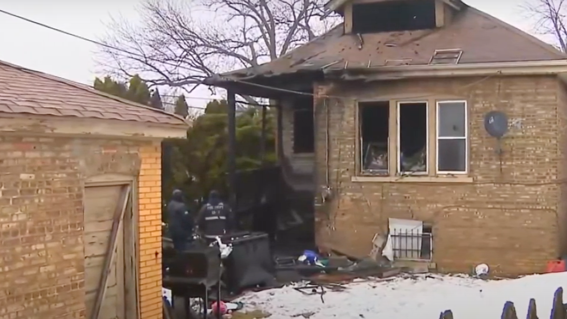 CPD investigate cause of fire that killed mother, 10-year-old daughter