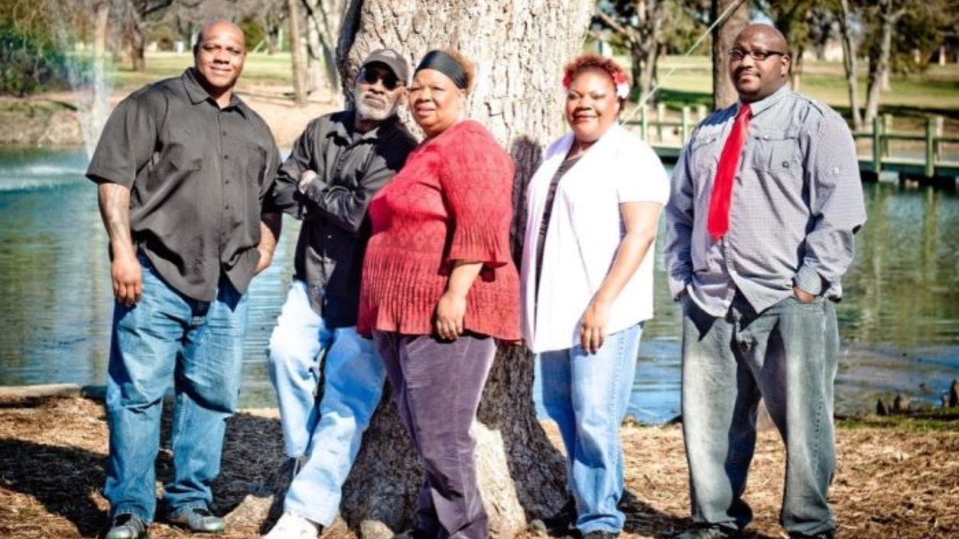 Hospital worker loses daughter, son, husband to COVID-19 – her mission is to get others vaccinated