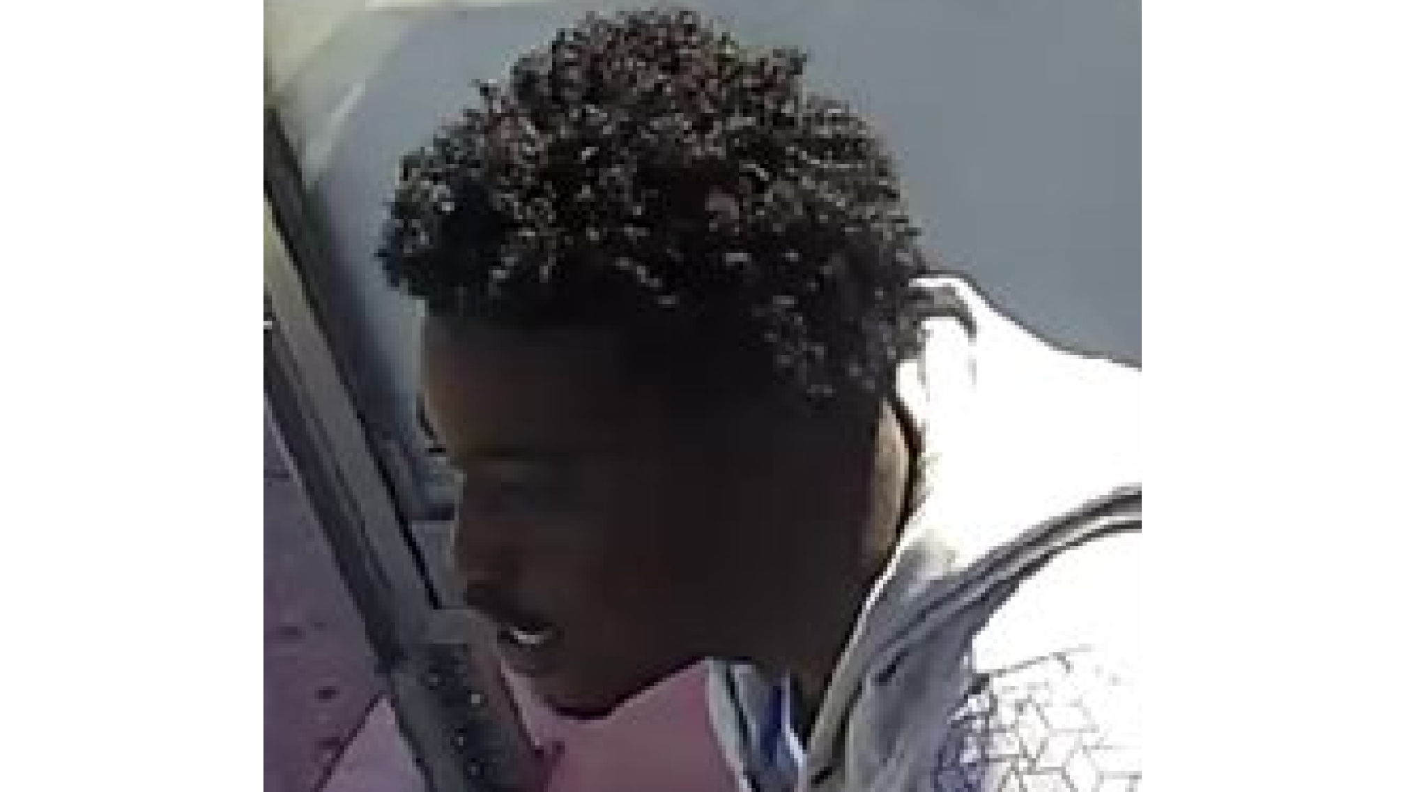 PHOTO: Police seek help in finding Muni assault suspect that left victim with traumatic brain injury