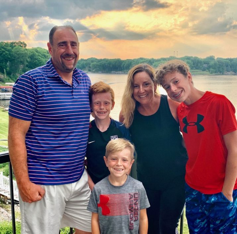 Daily Herald executive Pete Rosengren, who died Sunday in Florida, poses in this family photo with his wife, Maura, and their sons Charlie, 12, Grant. 7, and Gavin, 14.