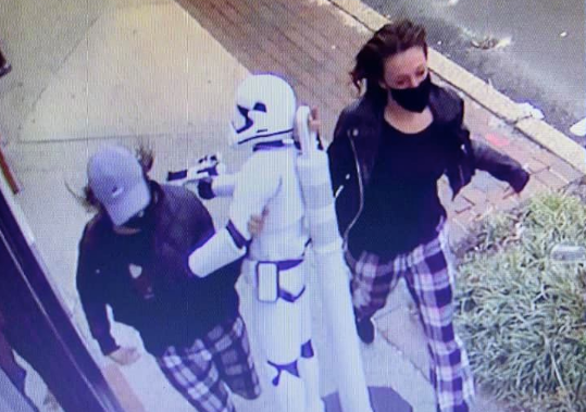 Stormtrooper thieves