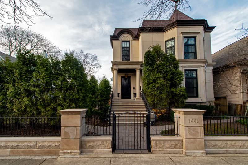Lester home exterior
