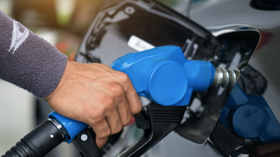 Chicago area motorists insulated from pipeline hack: analyst