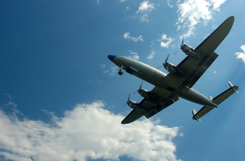 prop airliner plane