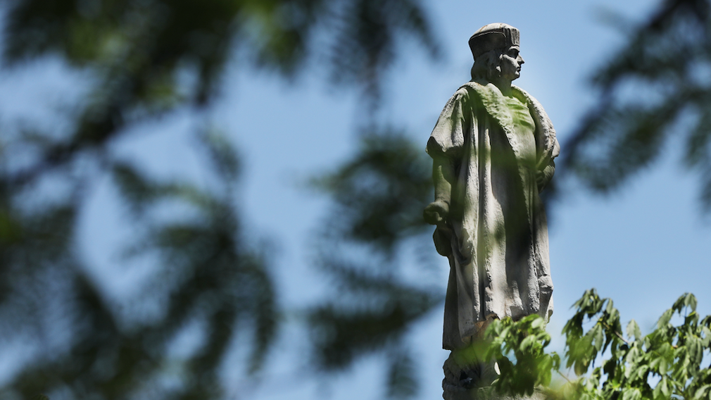 Columbus Day bombarded during Cook County panel hearing