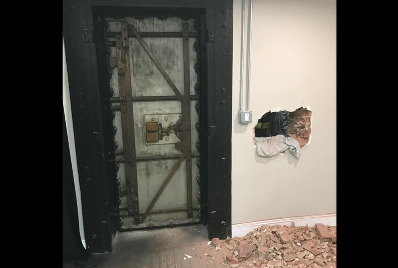 Vault door