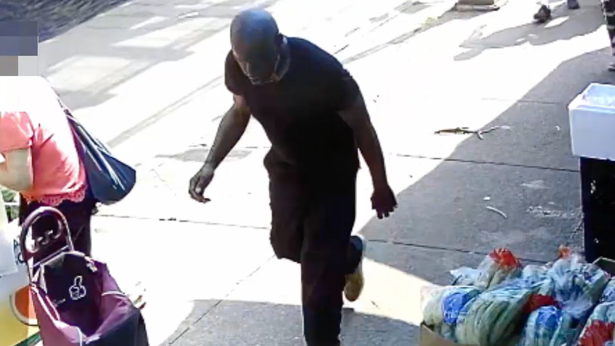 QUEENS HOME INVASION: Suspect sought after man beaten, robbed