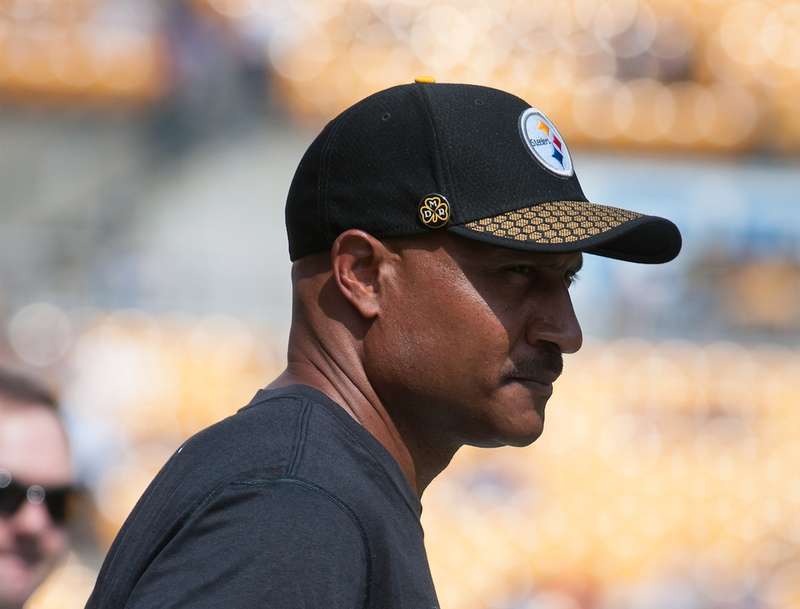 Pittsburgh Steelers defensive back coach Carnell Lake watches warm ups prior to a game against the Minnesota Vikings at Heinz Field.