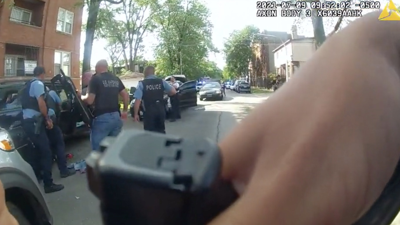 Agency releases video showing fatal police shooting of fugitive