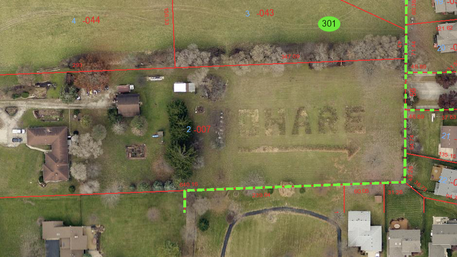O'Hare, ahoy! Family carves sign into lawn for airplanes 'just for fun'