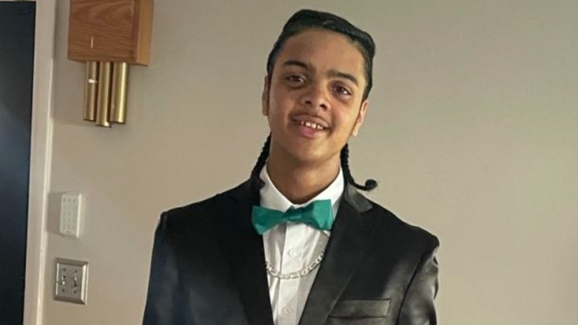 14-year-old boy fatally shot in stolen car at South Jersey gas station