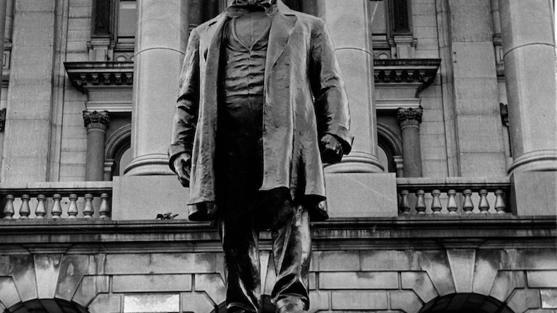 Illinois House panel considering standards for pulling statues, paintings at capitol