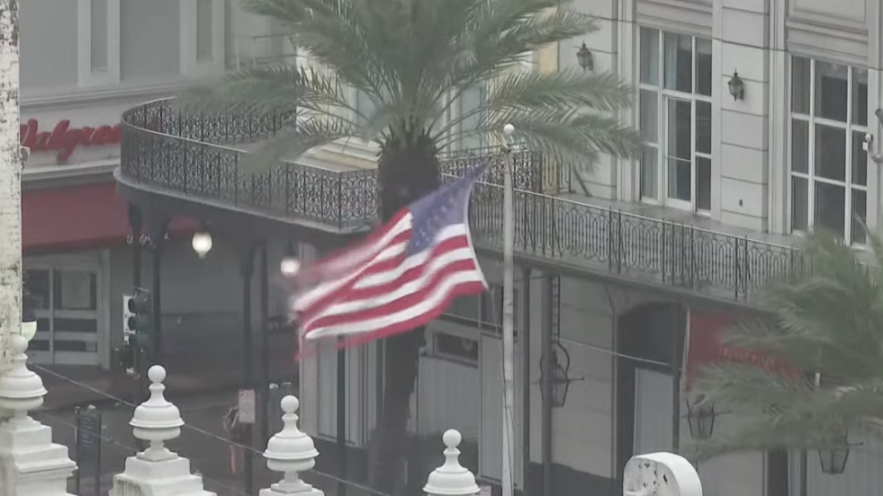 Hurricane Ida cams: Follow live as massive storm hits New Orleans, Baton Rouge, more