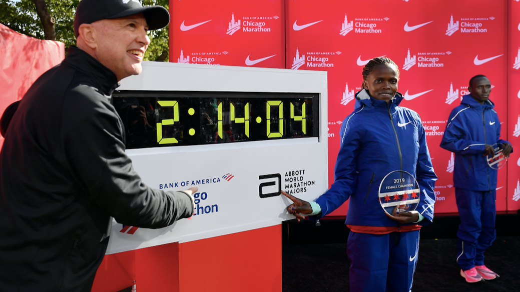Full steam ahead for downsized Chicago marathon, organizer says
