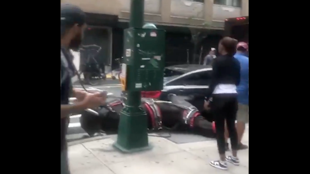 VIDEO: Carriage horse lies injured on Manhattan street after crashing into car