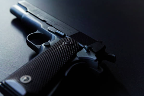 guns