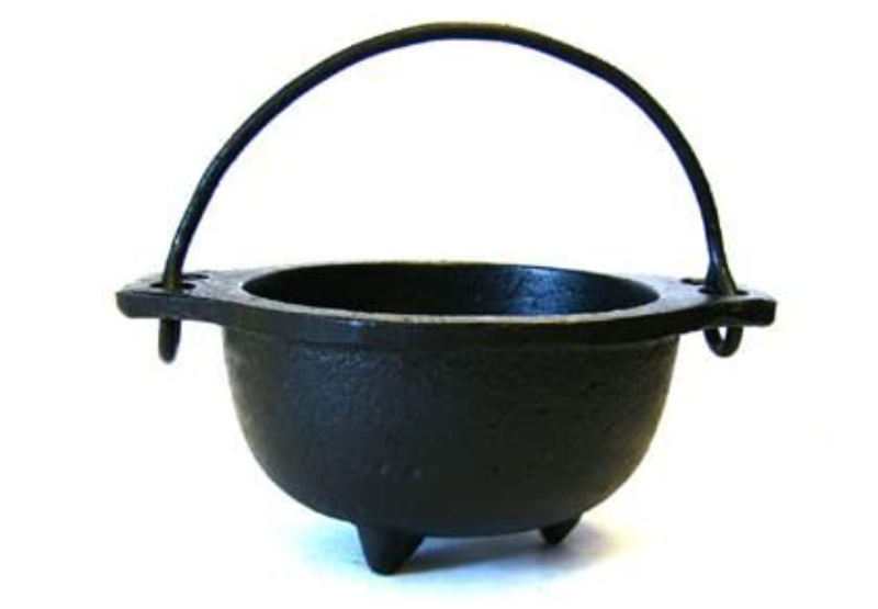 Cast Iron Cauldron w/handle