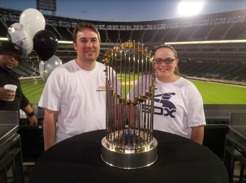 White Sox superfan holds record for attending most consecutive home games