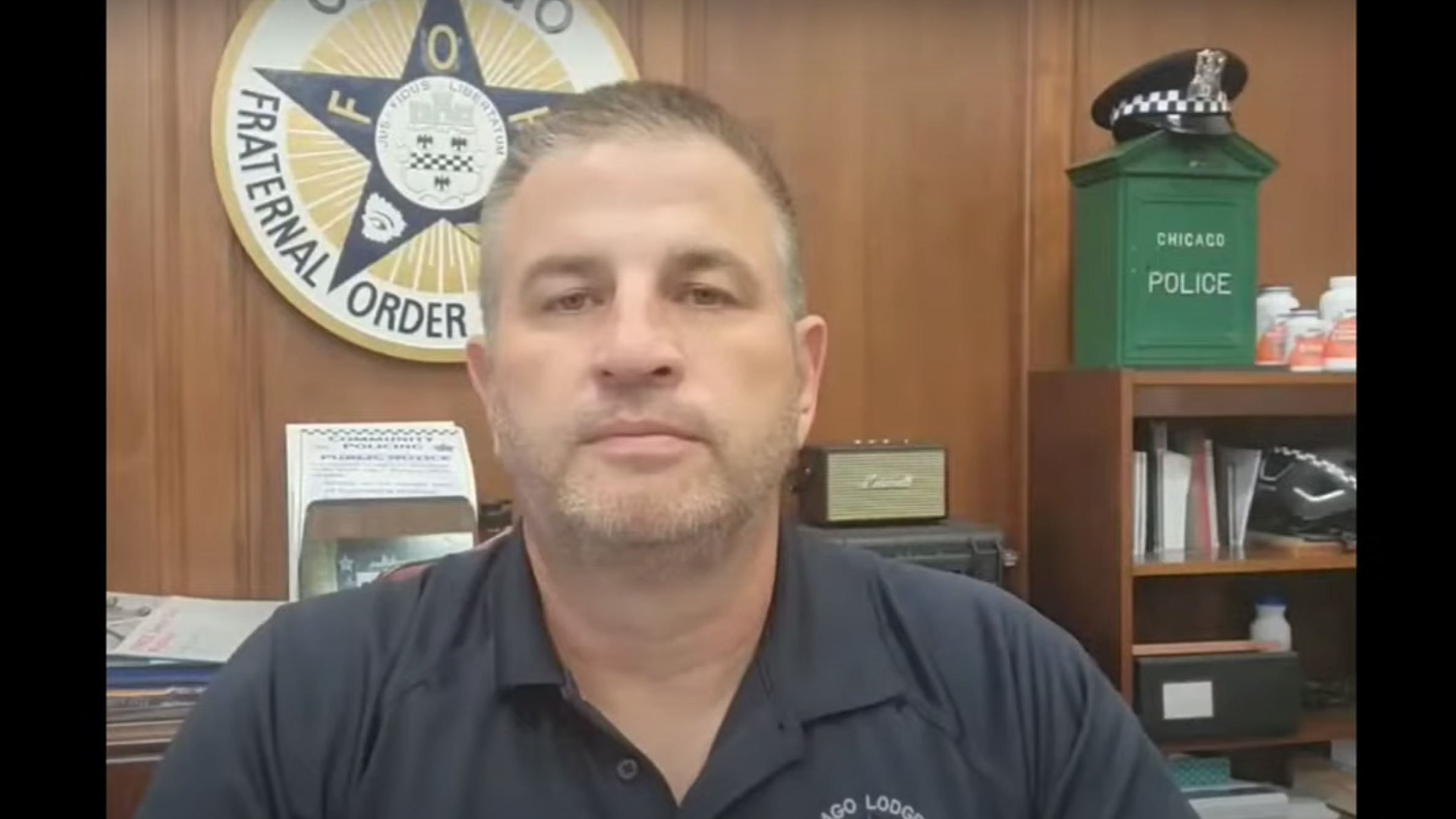 FOP President to fight vaccine mandate in court, urges members not to report vaccination status to city