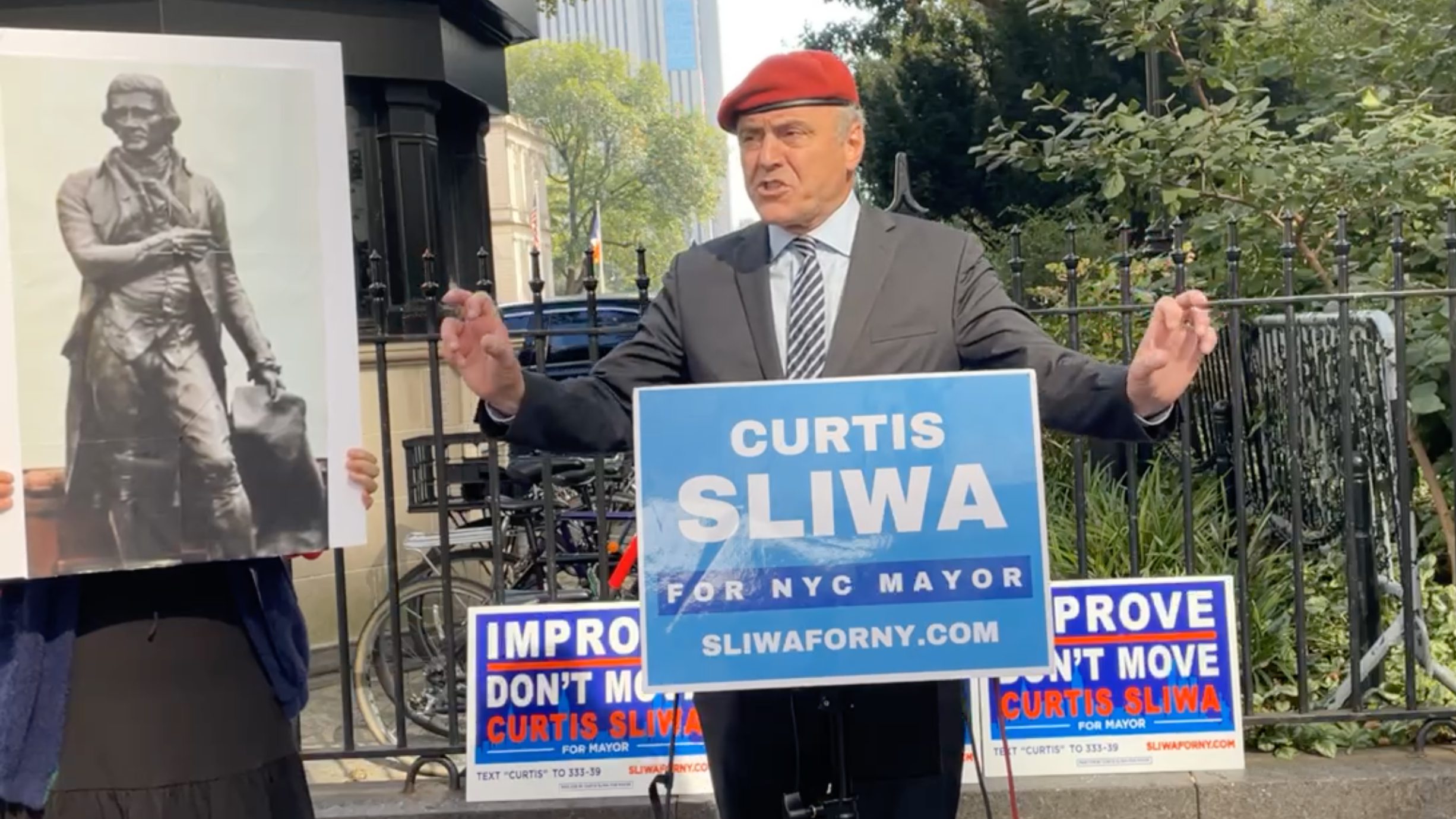 Curtis Sliwa bashes plan to remove Thomas Jefferson statue from City Hall: 'Are we completely losing our minds?'