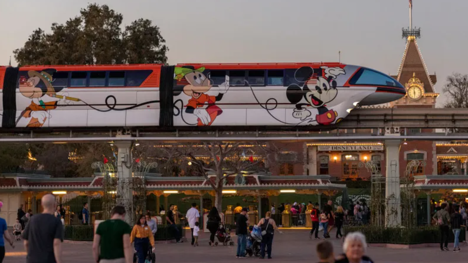 Disneyland set to reopen iconic Monorail for the first time in 19 months