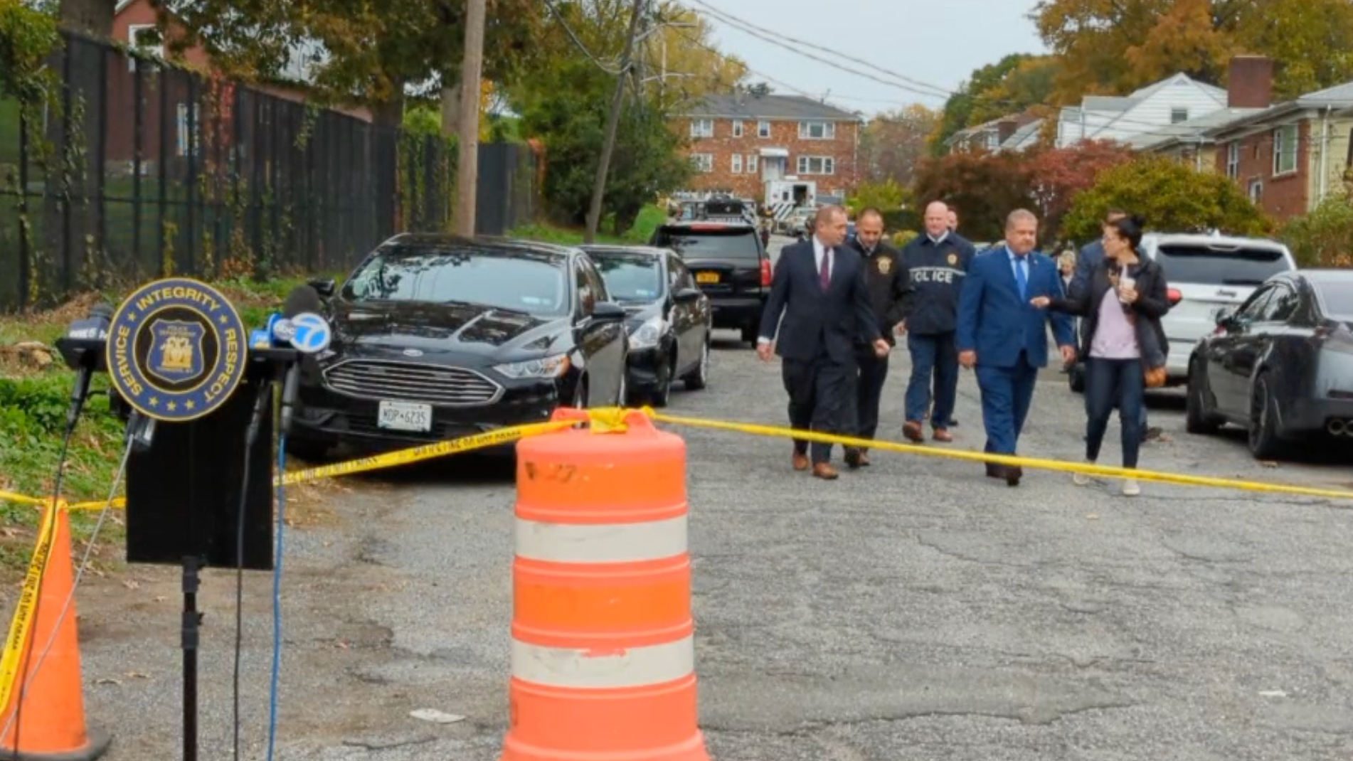 Mother, daughter found fatally stabbed in Yonkers home during welfare check: police