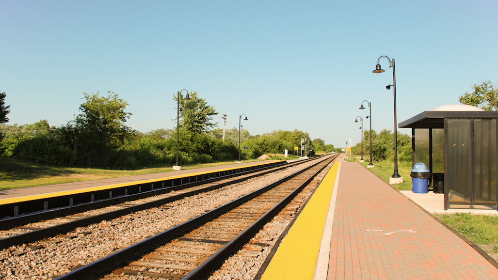 Metra phasing out cash transactions on trains with vending machines at stations