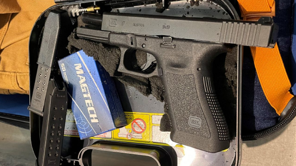 Man caught with gun, ammunition arrested at Newark Airport