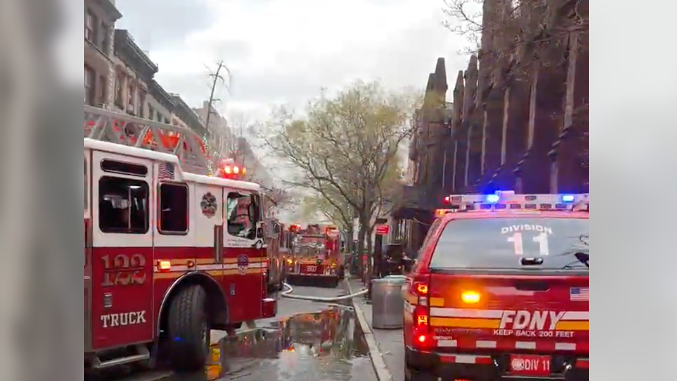 Firefighter hurt while battling 3-alarm blaze in Brooklyn building: FDNY