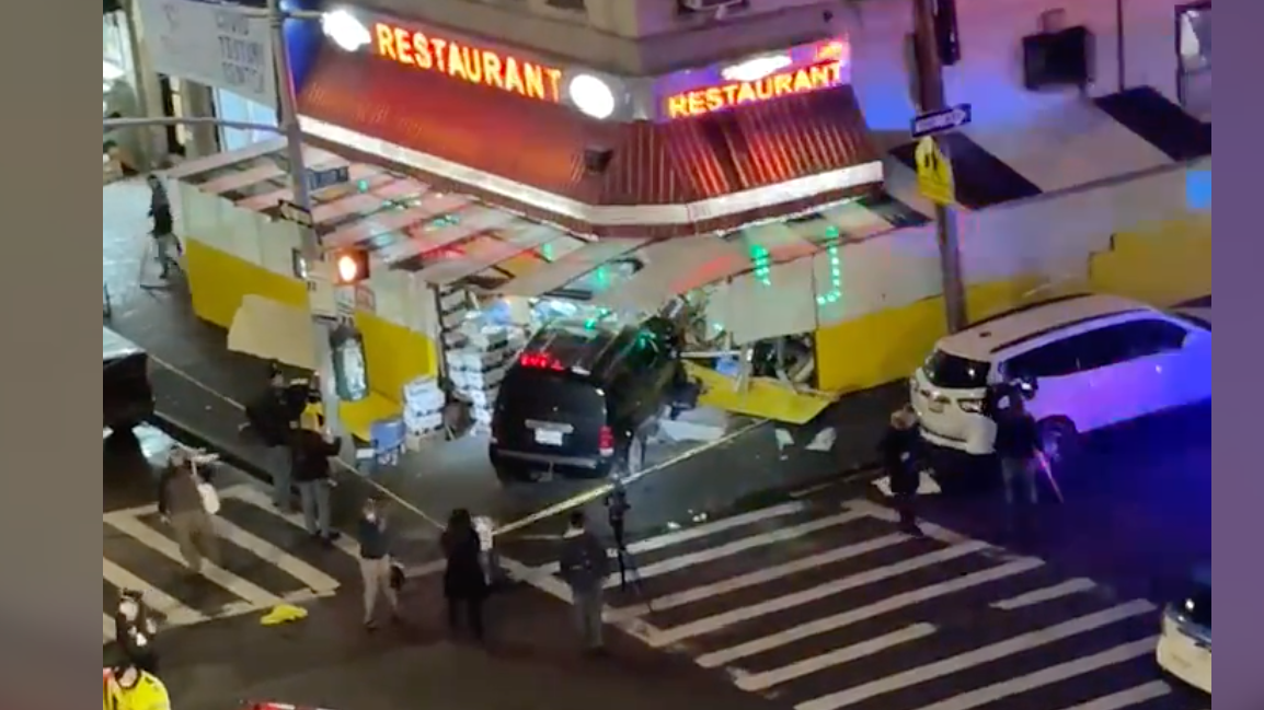 2 injured after SUV jumps curb in the Bronx; driver sought: police