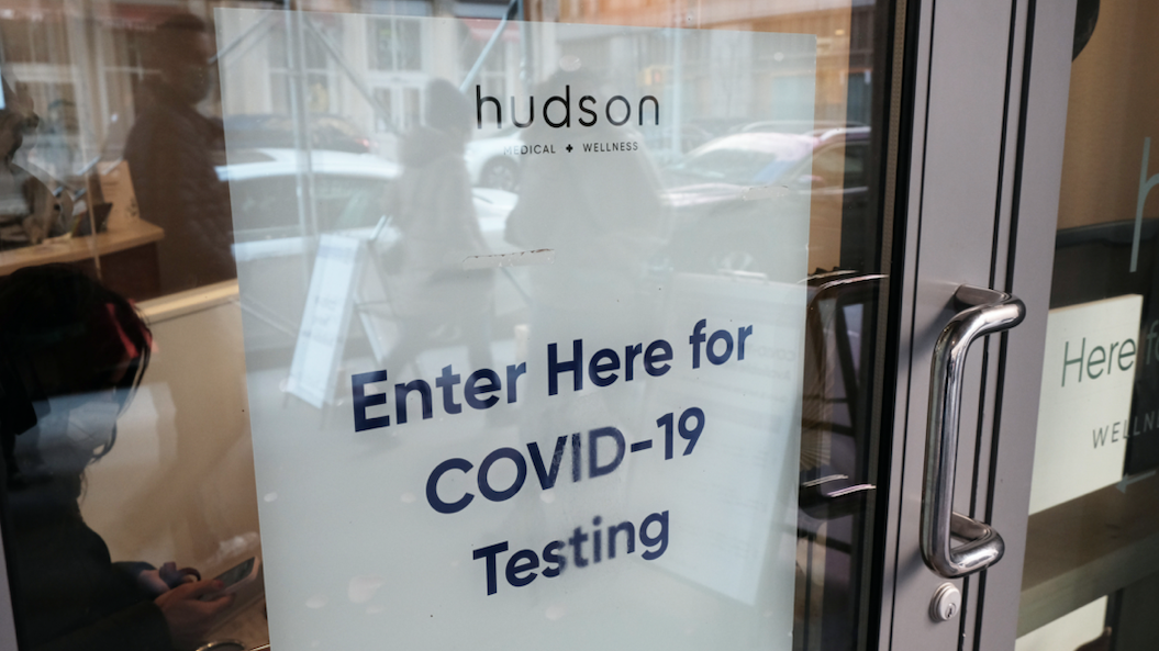 Illinois lieutenant governor tests positive as state sees largest COVID surge