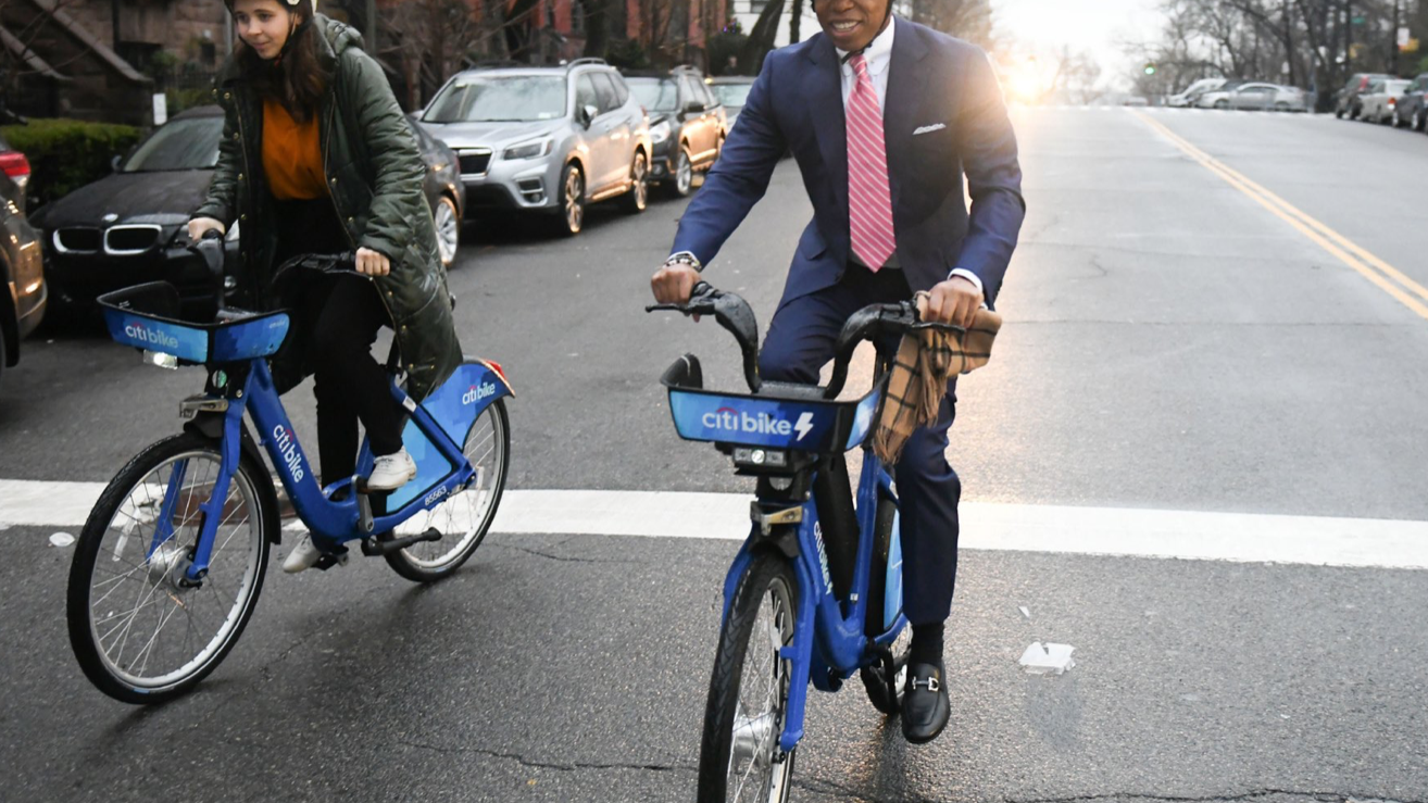 PHOTO: Eric Adams bikes on his 2nd day as NYC mayor: 'on the road again'