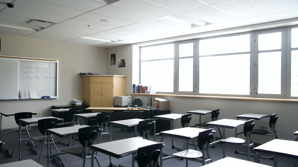 Chicago teachers vote to return to remote learning, CPS classes canceled Wednesday