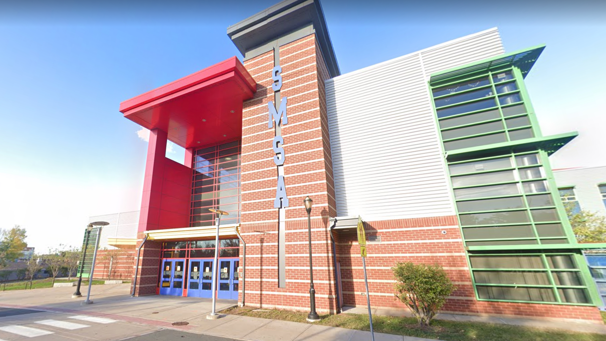 CT 7th-graders hospitalized after suspected overdoses