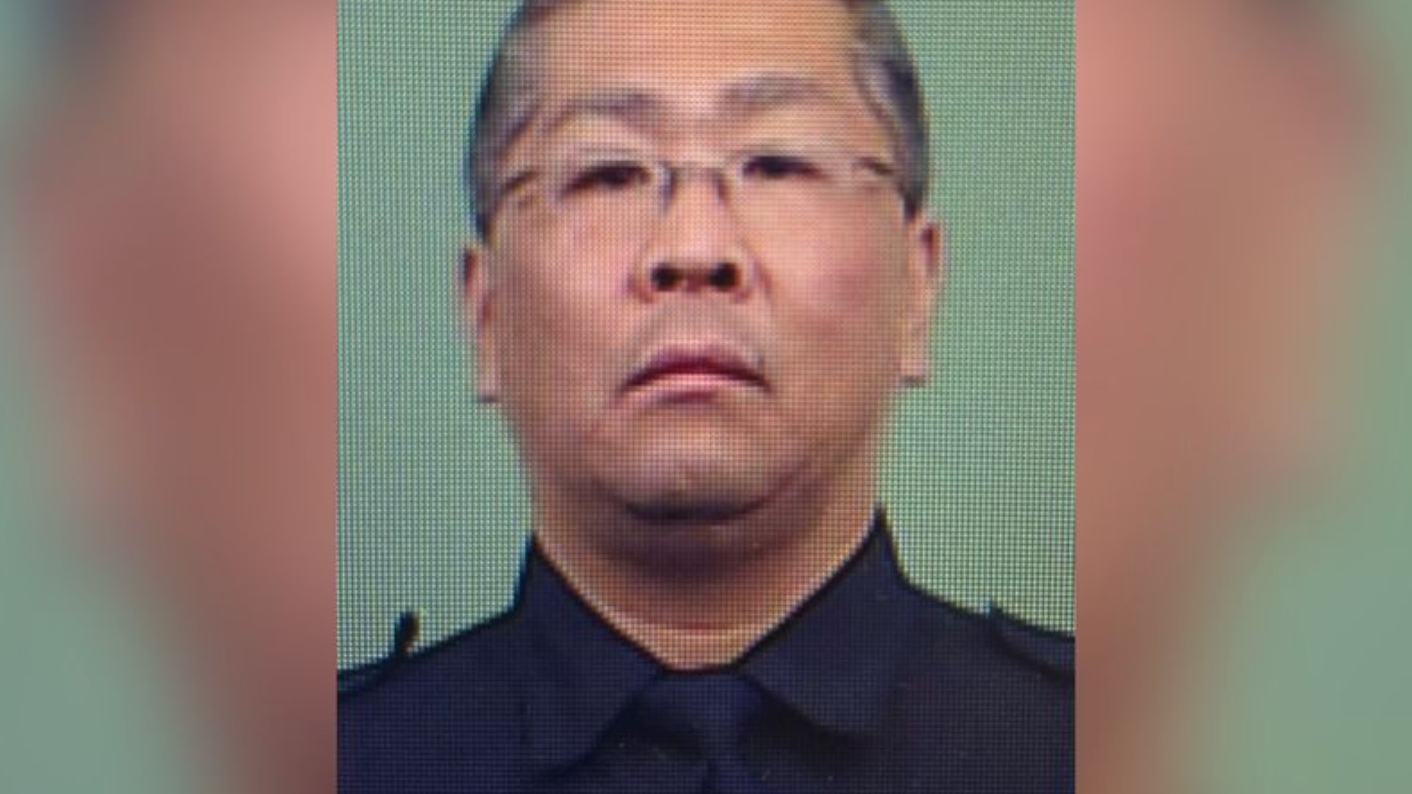 Off-duty officer attacks drunken driver, spews racist insults: police