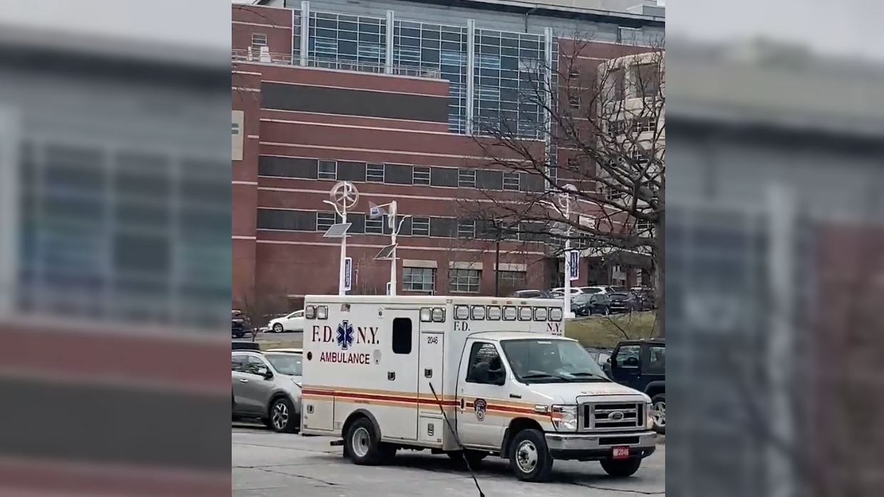 Suspect arrested in Bronx hospital shooting after signing into ER: police