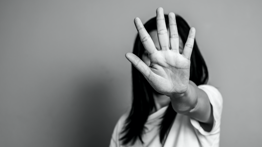 Muslim girl has been bullied at suburban school, civil rights group says