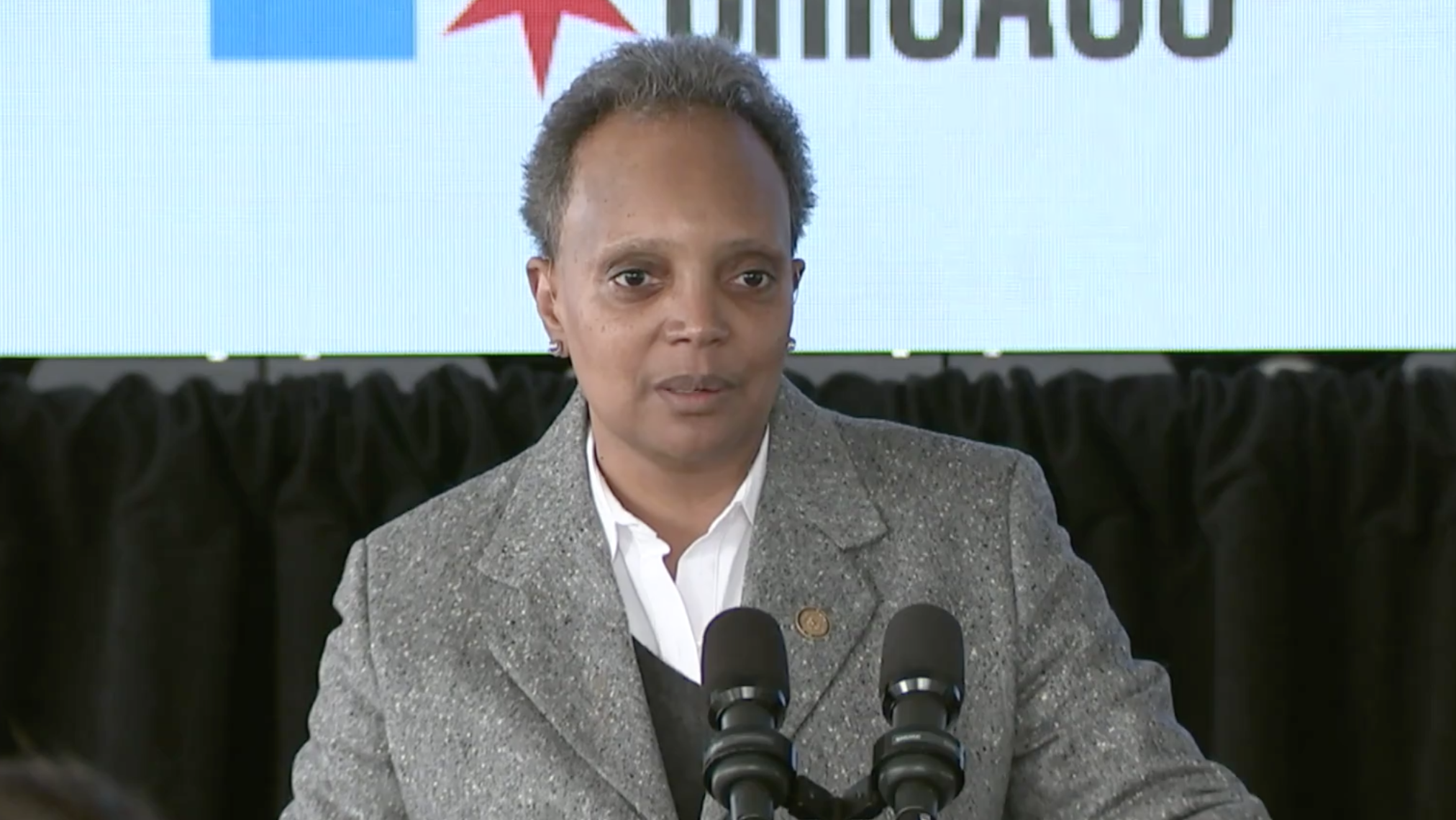 Lightfoot 'deeply upset' to learn of vandalism at synagogue, Jewish businesses: 'We need to stamp out hate wherever it rears its ugly head'