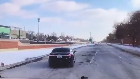 Road rage suspect opens fire on vehicle with toddler inside, leads police on high-speed chase in Detroit