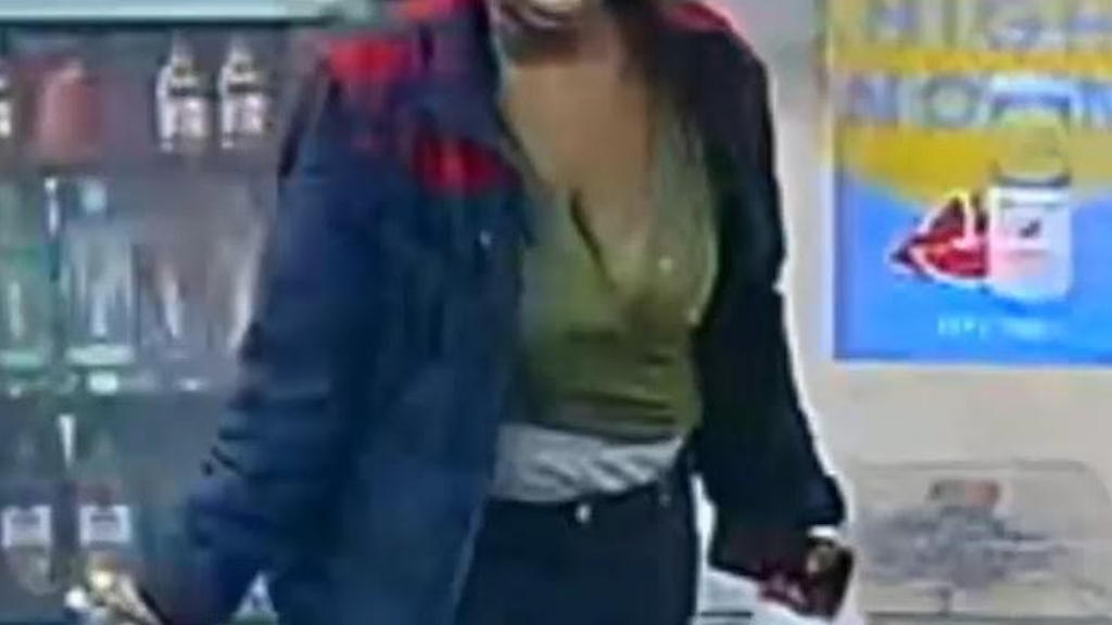 Woman punches man, 66, steals his phone inside Bronx liquor store: NYPD