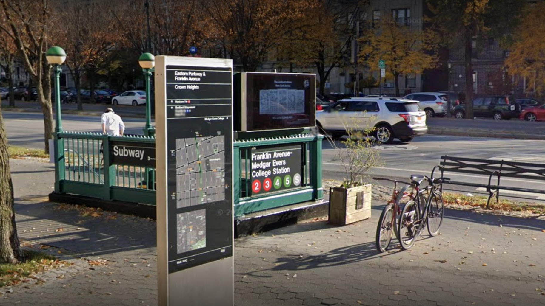 Brooklyn man stabbed in neck in subway station