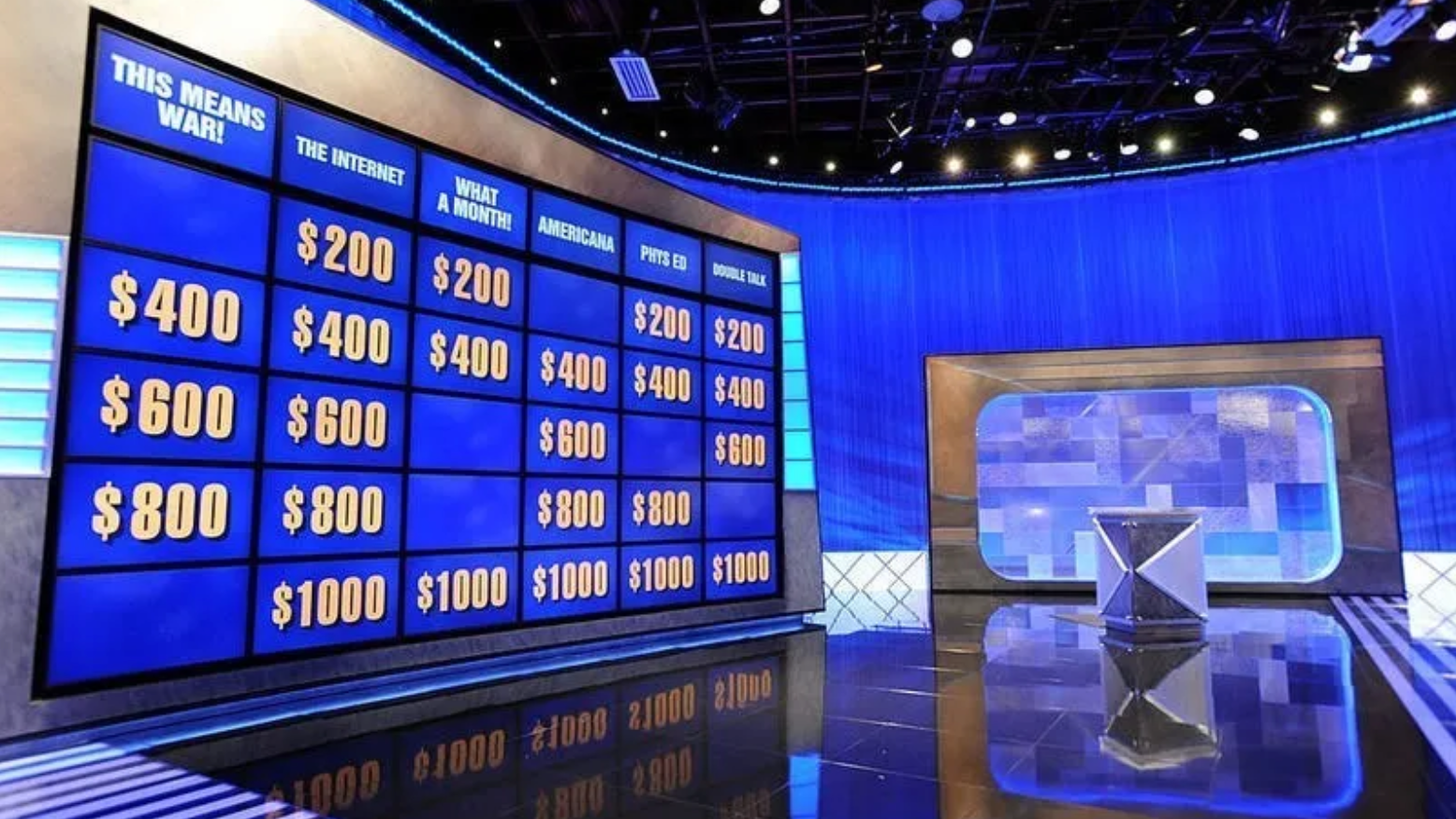 'Jeopardy!' champ removes wig to 'normalize' cancer recovery: 'I didn't need to hide'