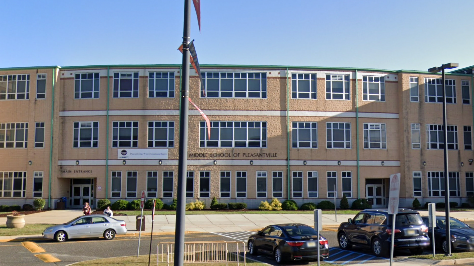 13-year-old faces charges for slashing girl during fight at NJ middle school