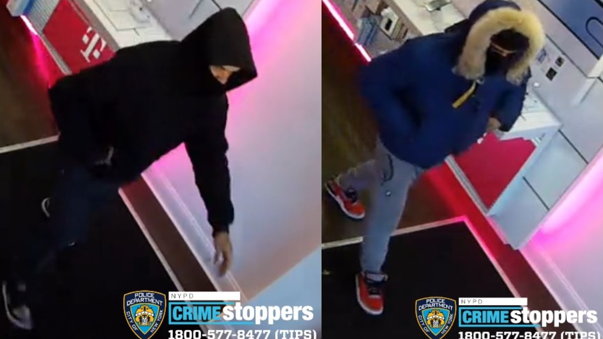 VIDEO: Duo robs 2 Staten Island T-Mobile stores of over $10K in phones