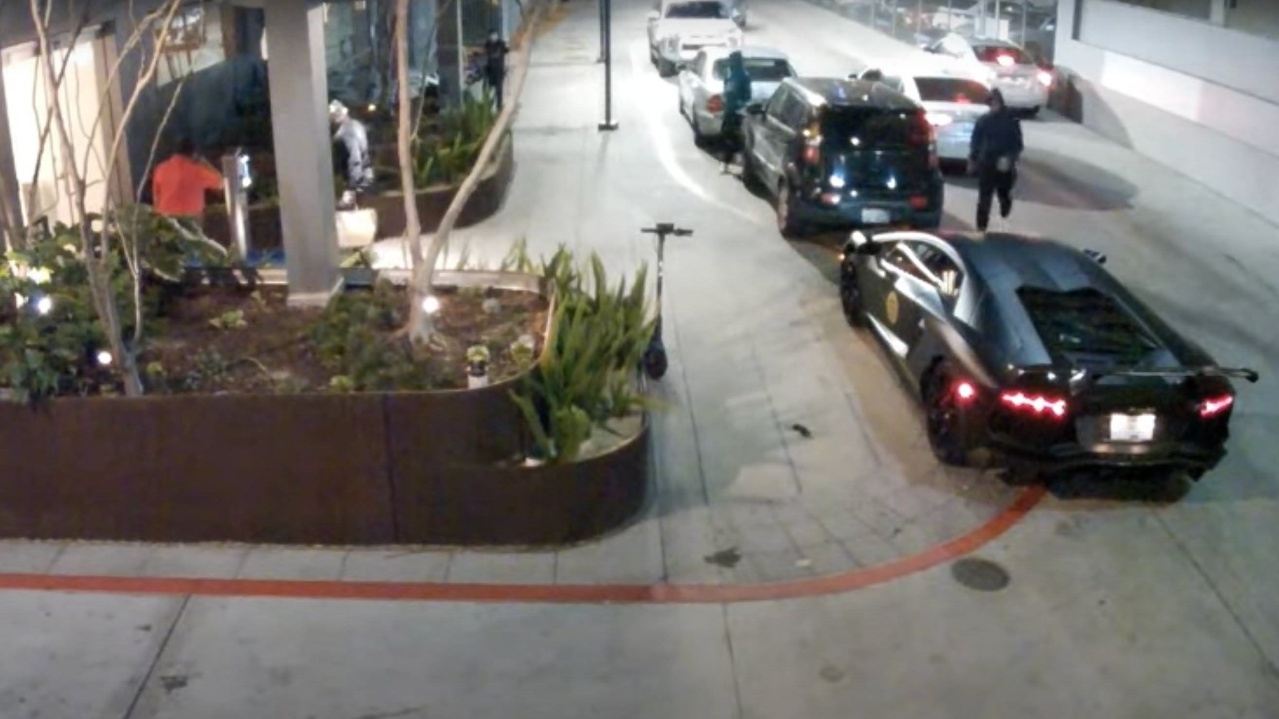WATCH: Police seek suspects who attacked Lamborghini driver in downtown L.A.