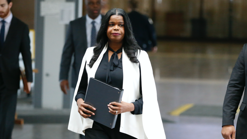 Foxx will use new law to re-examine sentences in some criminal cases