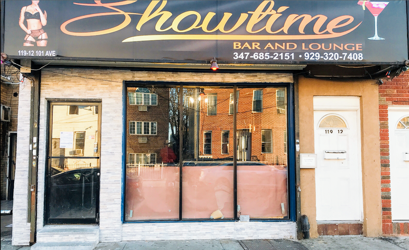 Showtime Bar and Lounge 