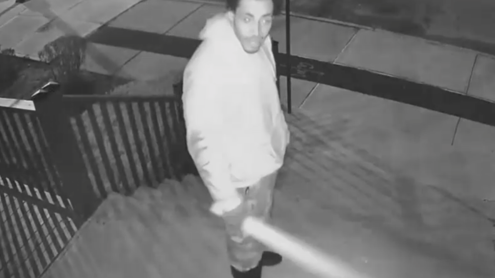 Man facing hate crime charges for allegedly smashing Queens church windows: NYPD