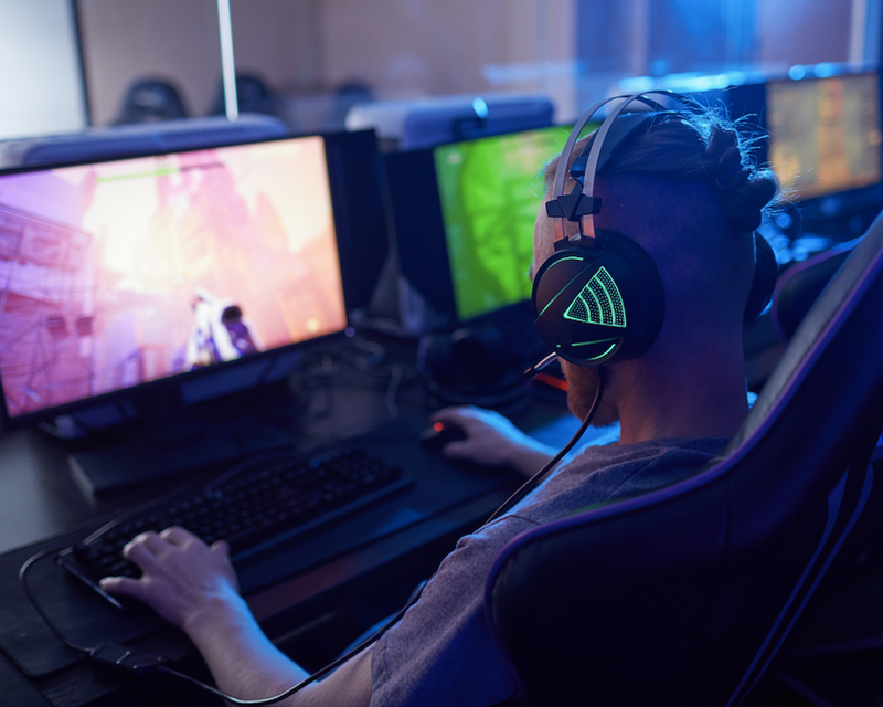 video gamer