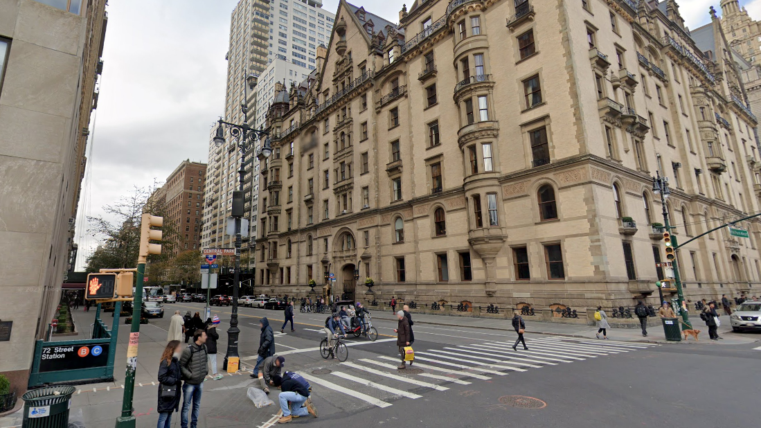 Man stabbed at UWS subway station off Central Park